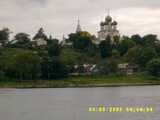 Вид какого-то села по дороге от Ярославля к Рыбинску