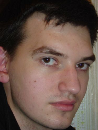 Андрюха. Вырвался на мальчишник с форума политических партий